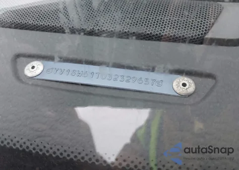 2003 Volvo V70 2.4 из США, поврежденный, VIN YV1SW61T032329657